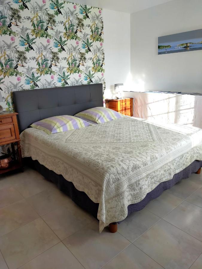 Petit Chatelet Bis Hirel Exterior photo